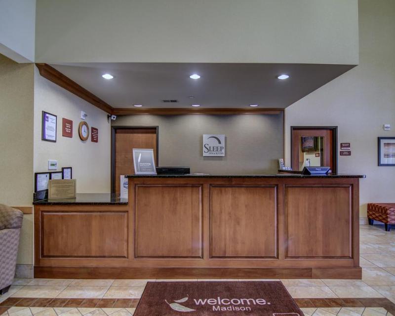 Mainstay Suites Madison - Monona Exterior foto